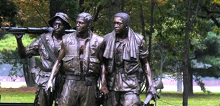 Vietnam War Memorial statues